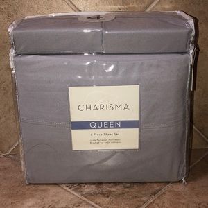 6 piece Queen Size Sheet Set by Charisma !